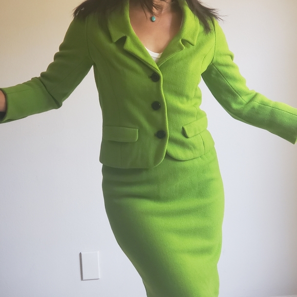 Bonwit Teller Dresses & Skirts - 1960s 1970s Vintage Apple Green Wool Skirt Blazer Set Bonwit Tellers